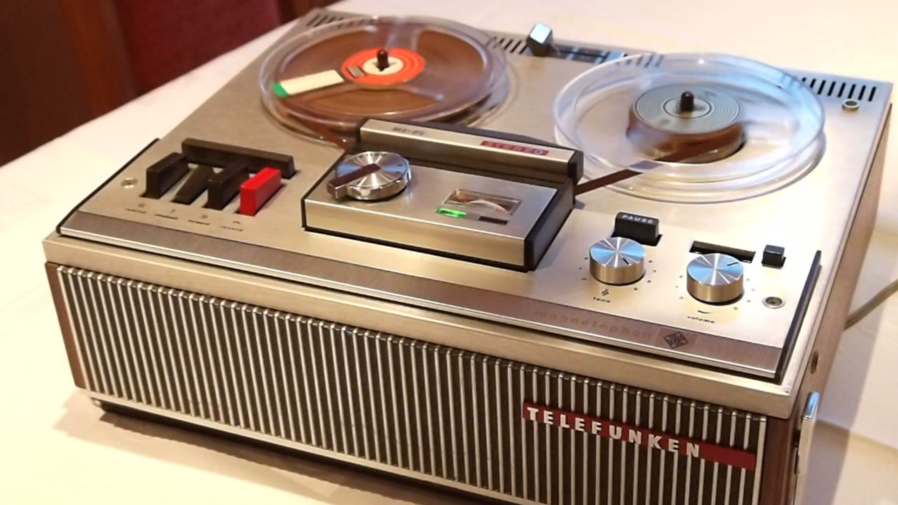 Telefunken Magnetophon Studio M203Studio4.AVI